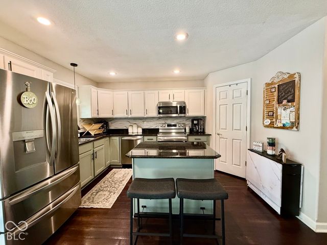 1806 River Birch Court, Terre Haute, IN 47803