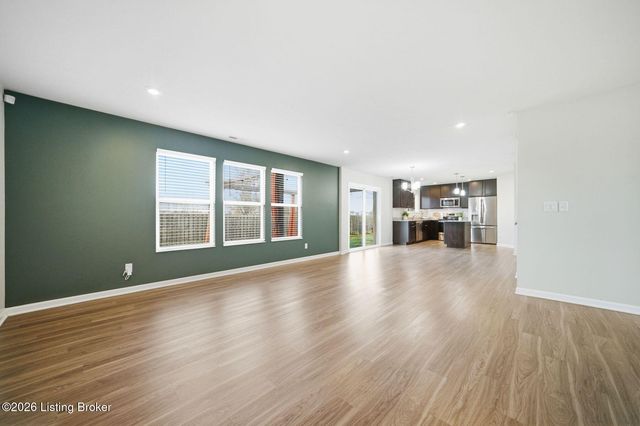 115 Ledgestone Ct, Shepherdsville, KY 40165