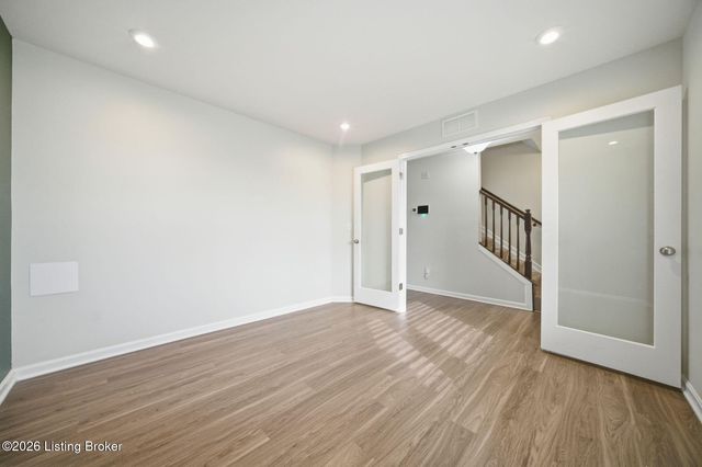 115 Ledgestone Ct, Shepherdsville, KY 40165