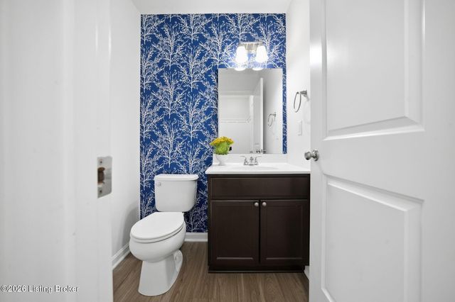 115 Ledgestone Ct, Shepherdsville, KY 40165