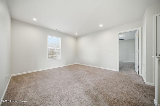 115 Ledgestone Ct, Shepherdsville, KY 40165