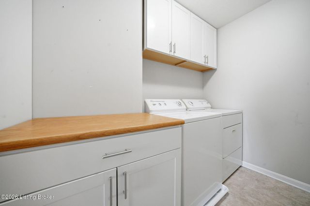 115 Ledgestone Ct, Shepherdsville, KY 40165