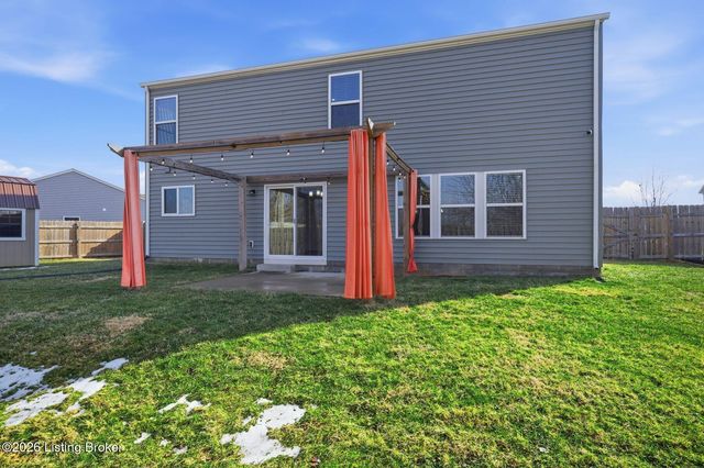 115 Ledgestone Ct, Shepherdsville, KY 40165