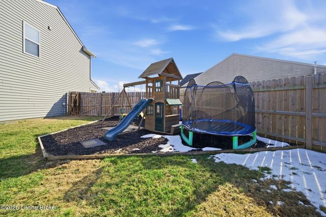 115 Ledgestone Ct, Shepherdsville, KY 40165