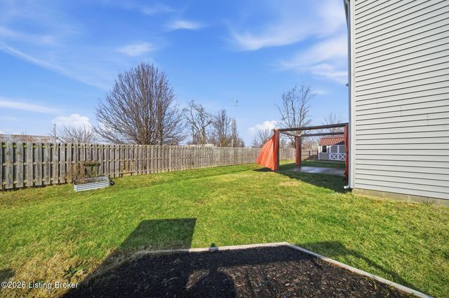 115 Ledgestone Ct, Shepherdsville, KY 40165