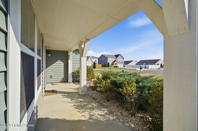 115 Ledgestone Ct, Shepherdsville, KY 40165