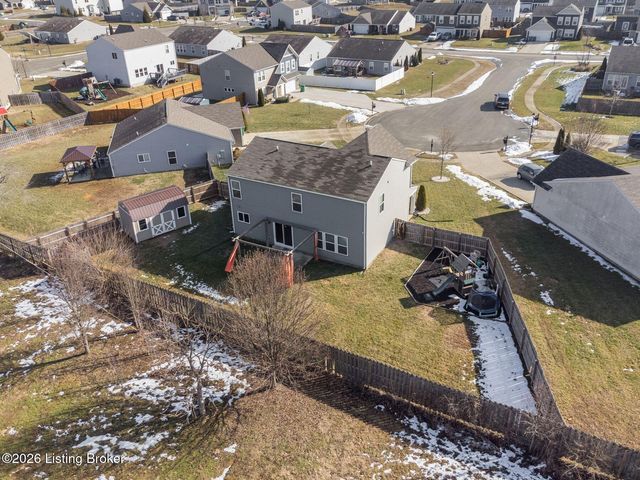 115 Ledgestone Ct, Shepherdsville, KY 40165