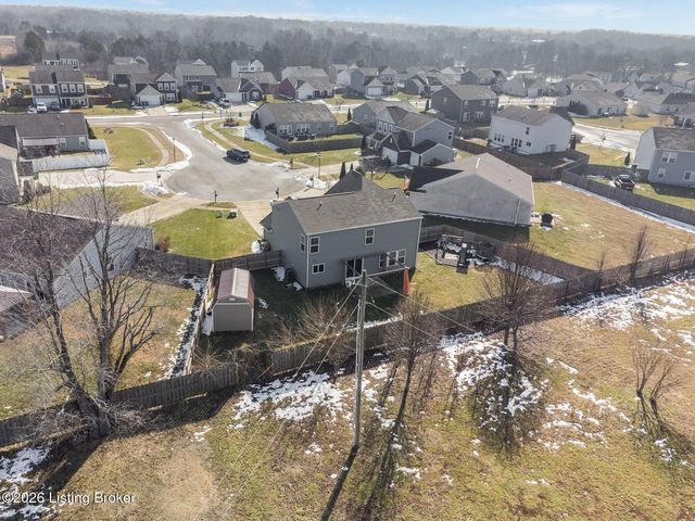 115 Ledgestone Ct, Shepherdsville, KY 40165