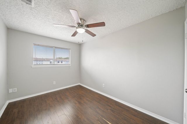 13464 Castilian Drive 2, Houston, TX 77015