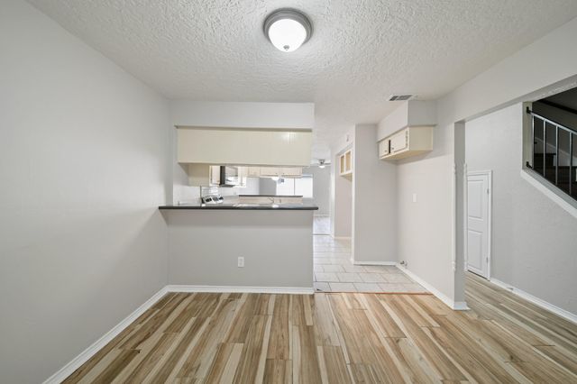 13464 Castilian Drive 2, Houston, TX 77015