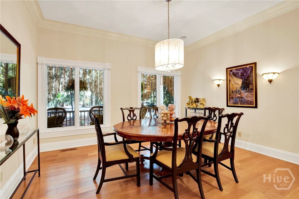Image 20 of property listing at 331 Silverstream Lane, Richmond Hill, GA 31324