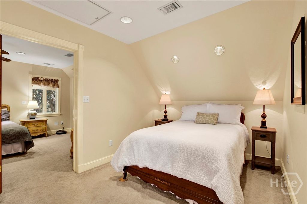 Image 43 of property listing at 331 Silverstream Lane, Richmond Hill, GA 31324