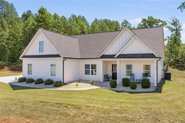 199 Oakwood Drive, Commerce, GA 30529