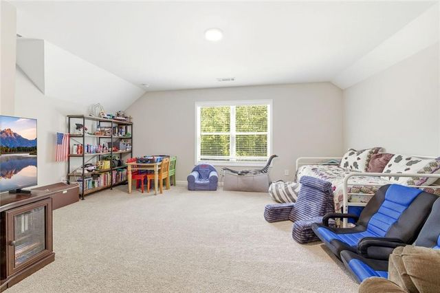 199 Oakwood Drive, Commerce, GA 30529