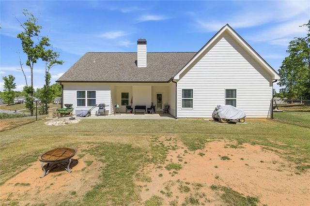199 Oakwood Drive, Commerce, GA 30529