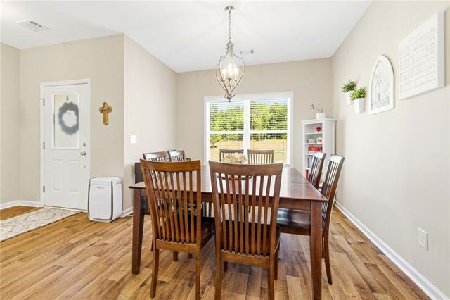 199 Oakwood Drive, Commerce, GA 30529