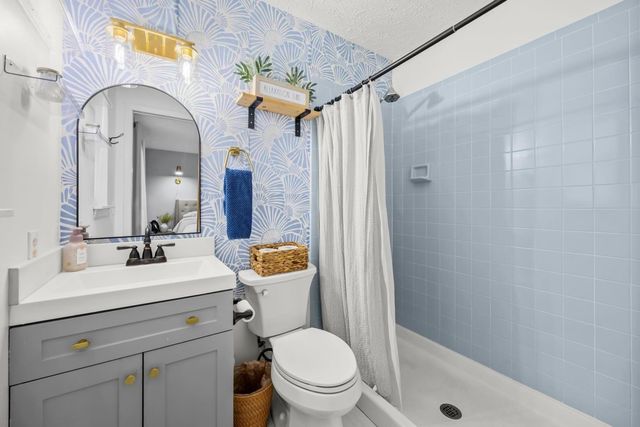 2920 SE Cypress Street, Stuart, FL 34997
