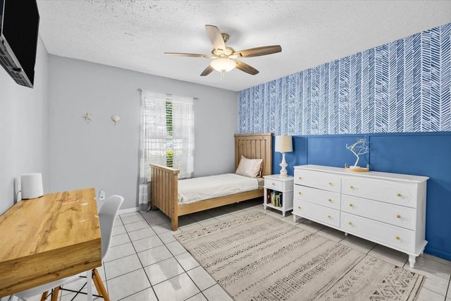 2920 SE Cypress Street, Stuart, FL 34997