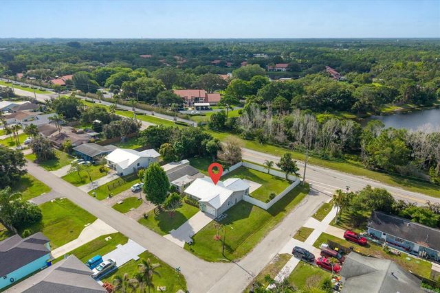 2920 SE Cypress Street, Stuart, FL 34997