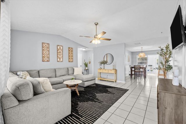 2920 SE Cypress Street, Stuart, FL 34997