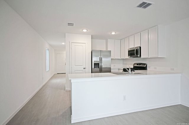 463 RIVER RUN WAY, San Antonio, TX 78220