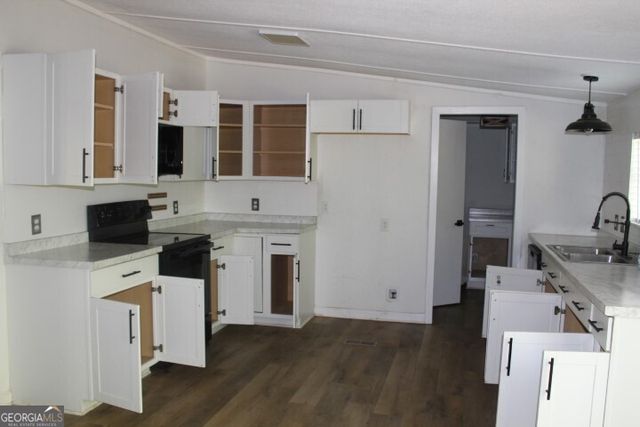 163 Sanders Road, Jackson, GA 30233
