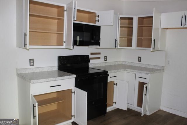 163 Sanders Road, Jackson, GA 30233