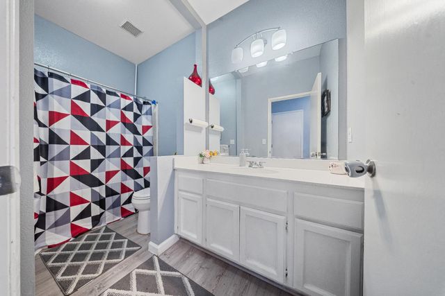 8809 Coral Berry Way, Elk Grove, CA 95624