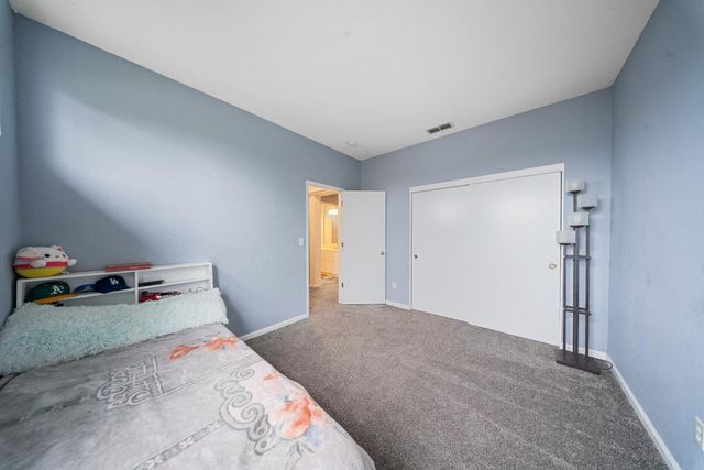 8809 Coral Berry Way, Elk Grove, CA 95624