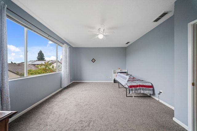 8809 Coral Berry Way, Elk Grove, CA 95624