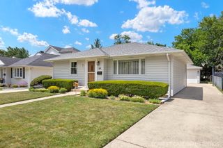 412 S Addison Avenue, Lombard, IL 60148
