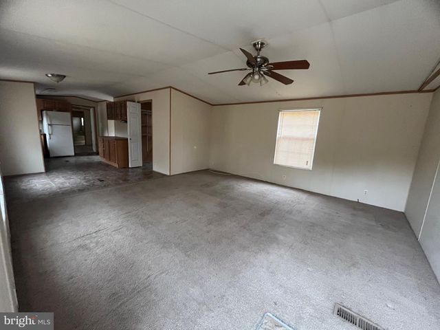 11498 DRY BRIDGE RD, Ruther Glen, VA 22546