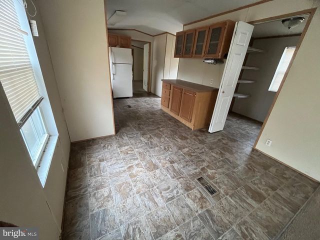 11498 DRY BRIDGE RD, Ruther Glen, VA 22546