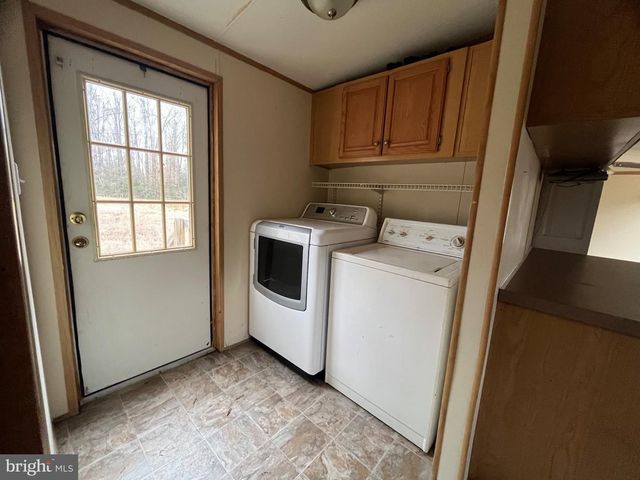 11498 DRY BRIDGE RD, Ruther Glen, VA 22546