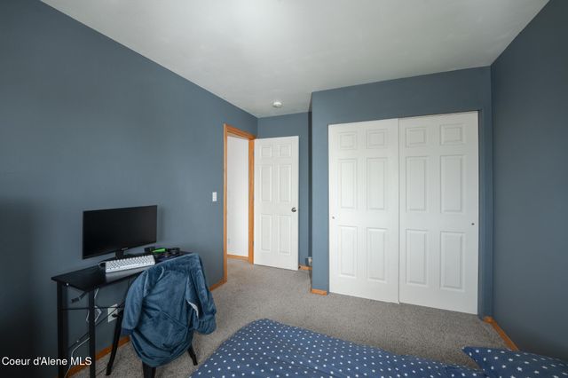 2867 W Tours Dr, Coeur D'alene, ID 83815