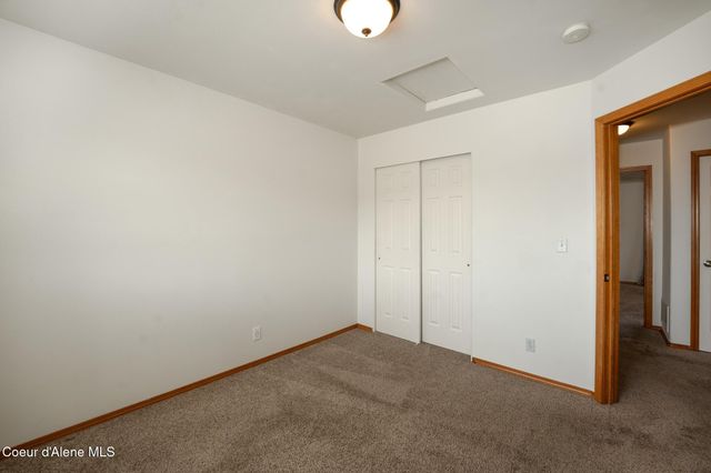 2867 W Tours Dr, Coeur D'alene, ID 83815