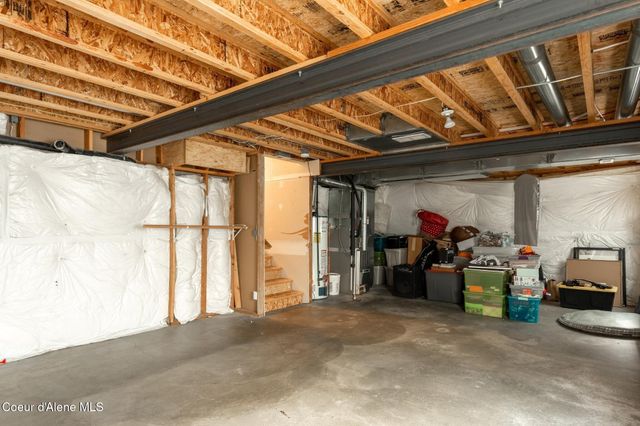 2867 W Tours Dr, Coeur D'alene, ID 83815