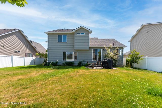 2867 W Tours Dr, Coeur D'alene, ID 83815