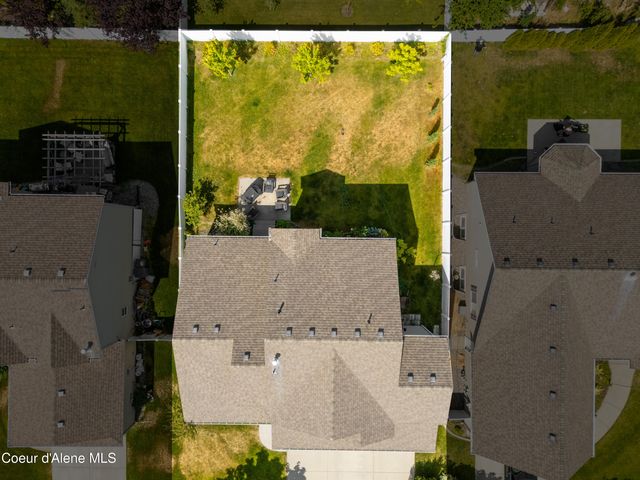 2867 W Tours Dr, Coeur D'alene, ID 83815