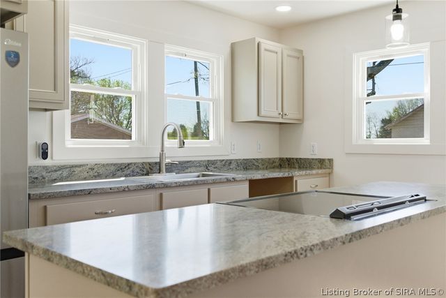 1525 Williar Avenue, Corydon, IN 47112