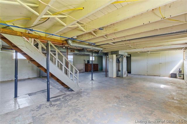 1525 Williar Avenue, Corydon, IN 47112