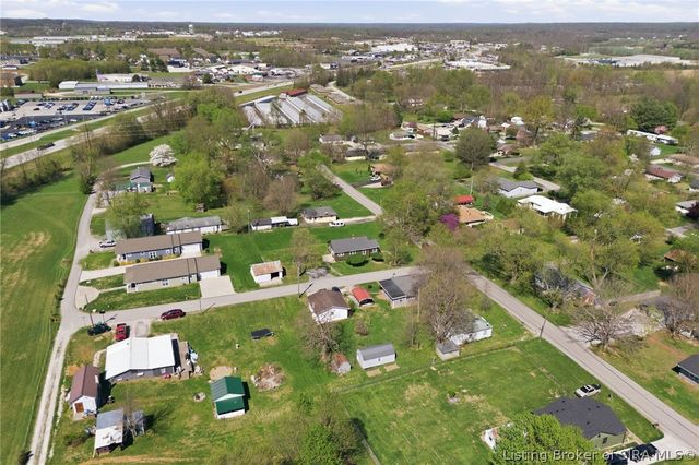 1525 Williar Avenue, Corydon, IN 47112
