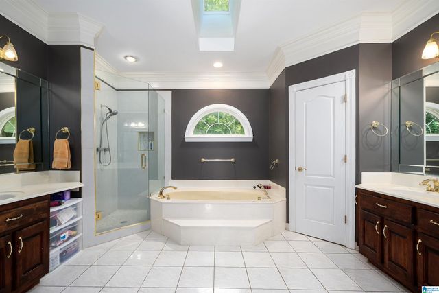 8030 EMERALD LAKE DRIVE W, Pinson, AL 35126