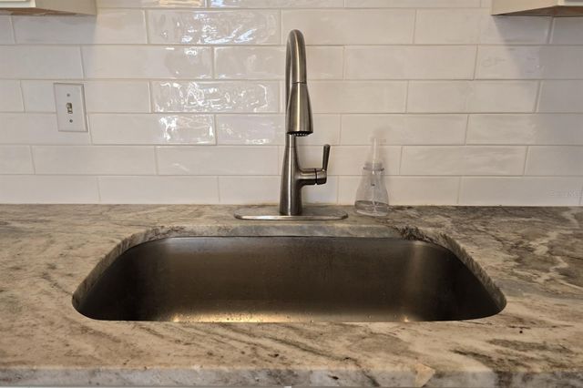 4356 TAHITIAN GARDENS CIRCLE C, Holiday, FL 34691