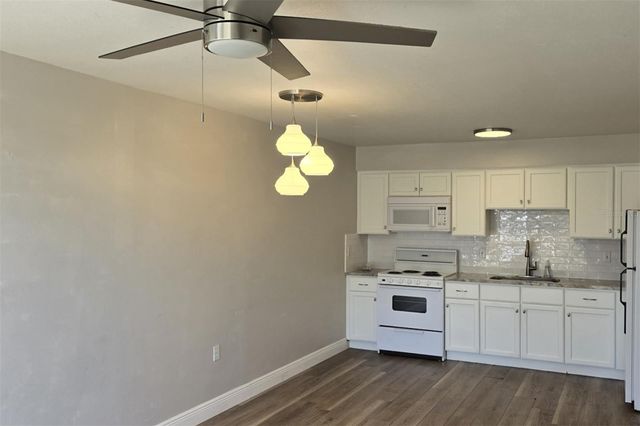 4356 TAHITIAN GARDENS CIRCLE C, Holiday, FL 34691