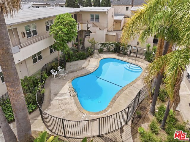 3585 S Sepulveda Boulevard, Los Angeles, CA 90034