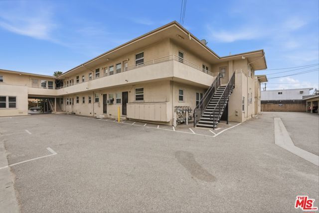 3585 S Sepulveda Boulevard, Los Angeles, CA 90034