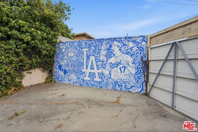 3585 S Sepulveda Boulevard, Los Angeles, CA 90034