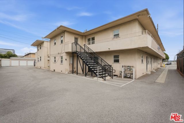 3585 S Sepulveda Boulevard, Los Angeles, CA 90034