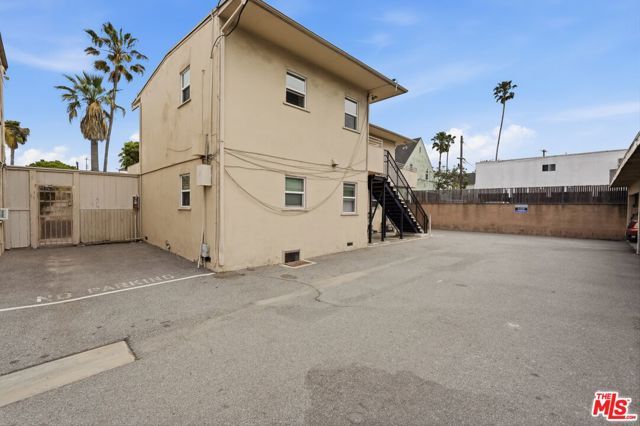 3585 S Sepulveda Boulevard, Los Angeles, CA 90034